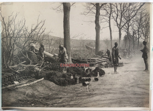 Guerre 14-18 France photo ligne canons d’artillerie français