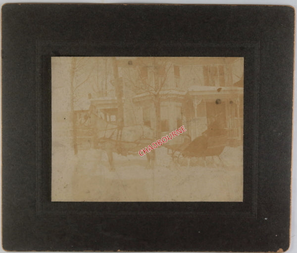 Early 1900s winter photo horse-drawn sleigh USA?