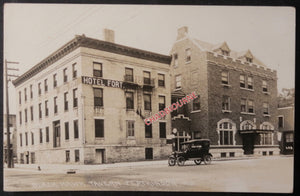 1920s USA photo postcard Black Hawk Tavern, Fort Atkinson WI