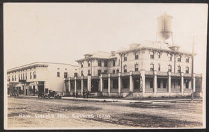 1910s USA photo postcard of Lincoln Inn, Gooding Idaho