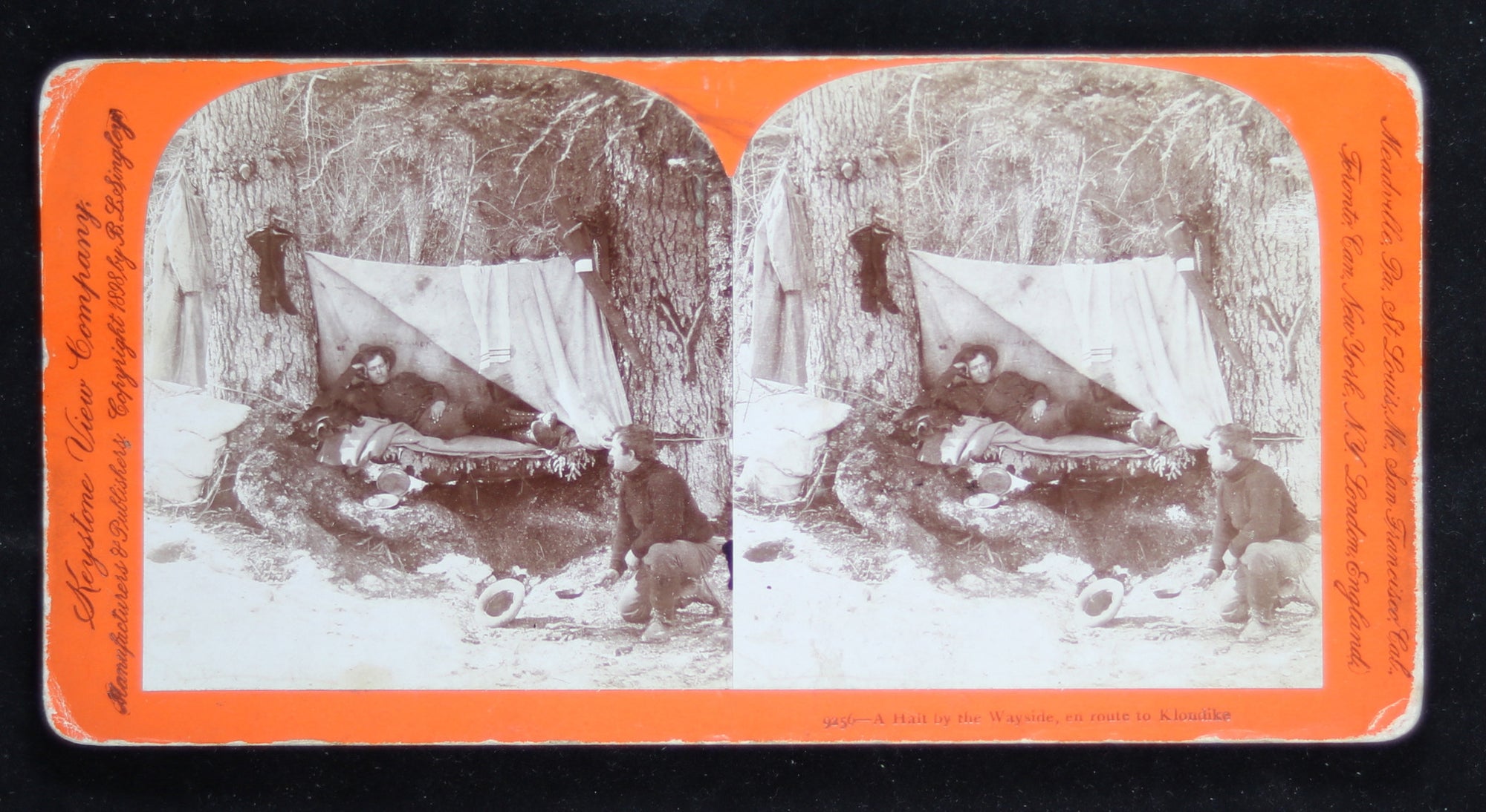 1898 stereoscopic view of Klondike Gold Rush – Halt by the wayside