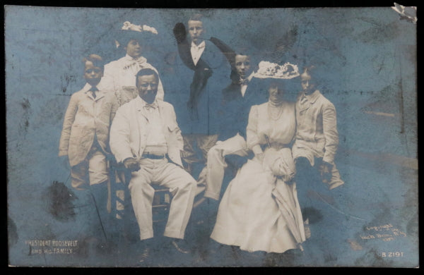 1907 USA photo postcard of President Roosevelt and family