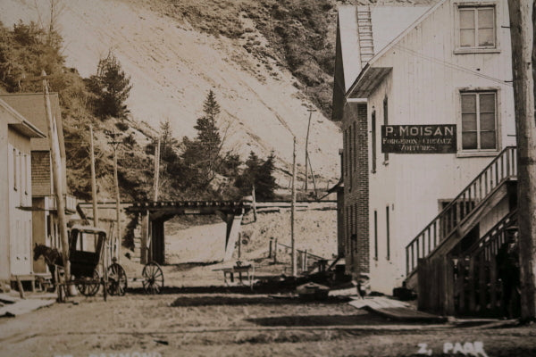 1910 St Raymond QC carte postale photo 'Forgeron Chevaux Voitures'
