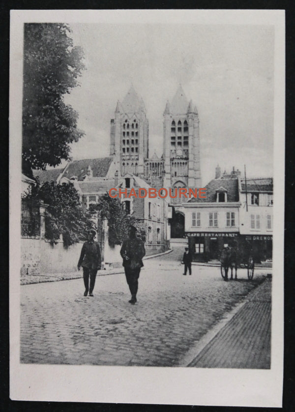 1915 France photo cathédrale de Noyon. Oise (Guerre 1914-18) 1915 France photo cathédrale de Noyon. Oise (Guerre 1914-18)