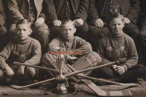 1924 Toronto, photo of Winchester St School Junior Hockey Champs