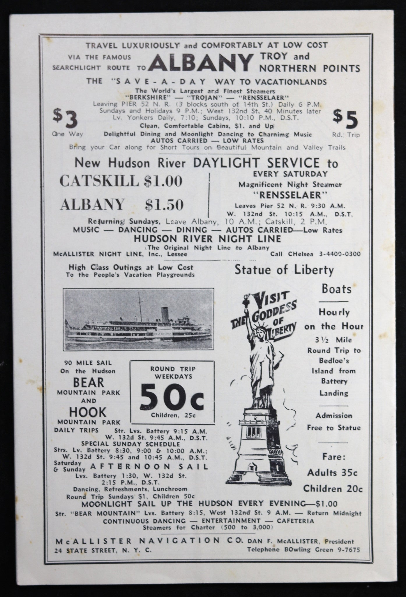 1933 NYC Roxy Theatre Programme Review pamphlet 1933 NYC Roxy Theatre Programme Review pamphlet