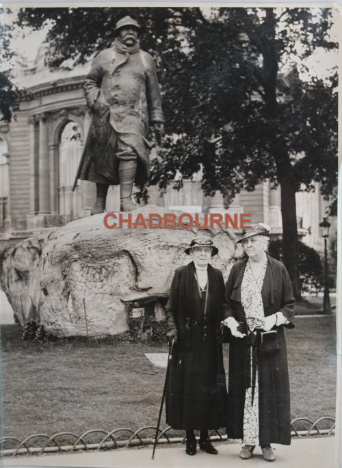 1934 press photo President Roosevelt's Mother and her sister in Paris