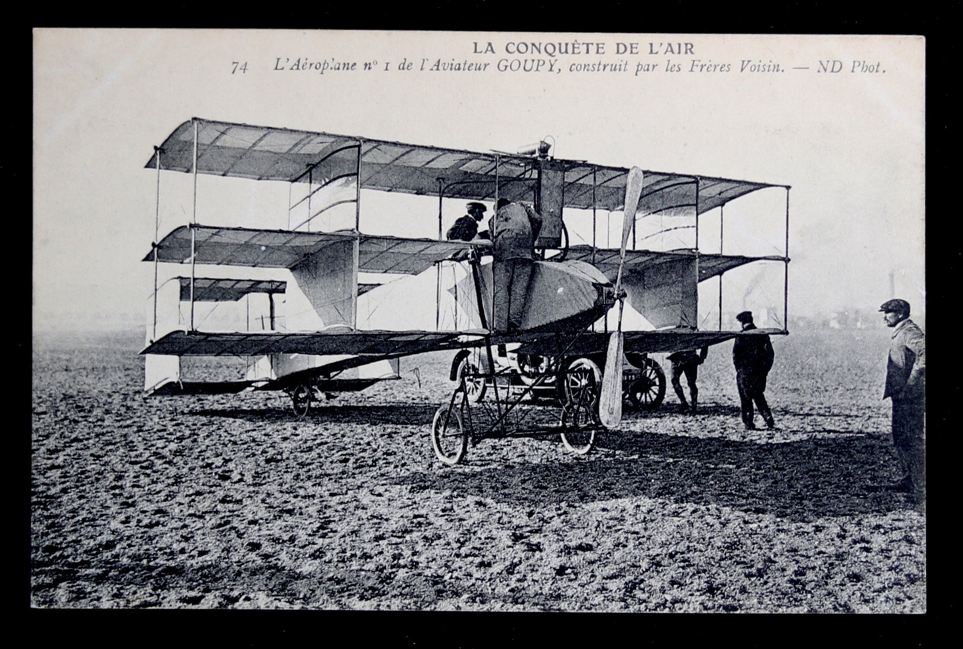 CPA avec photo de Goupy dans un aéroplane Voisin CPA avec photo de Goupy dans un aéroplane Voisin