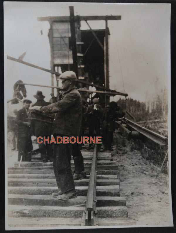 Canada photo Flin Flon Railway track laying team c. 1928