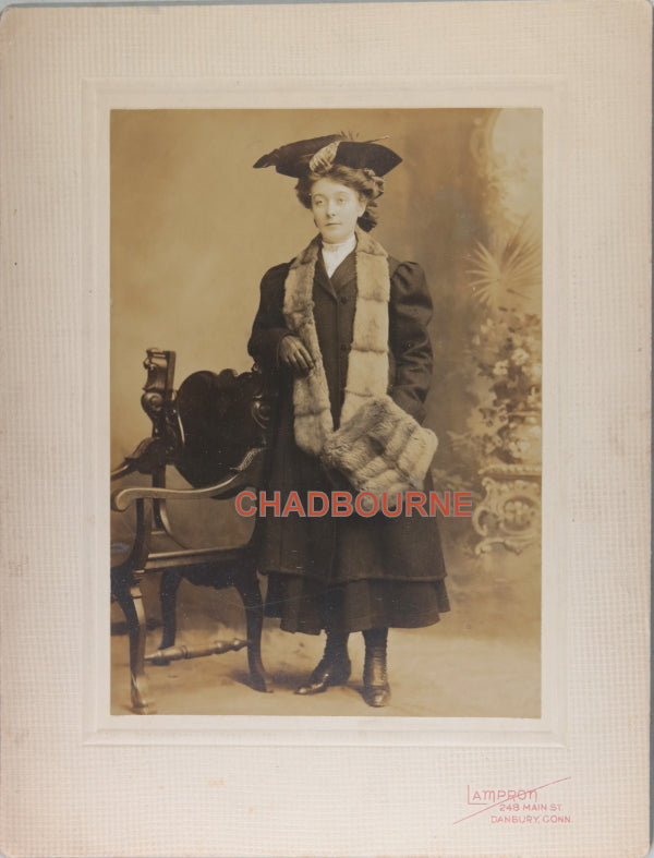 Early 1900s B&W photo lady posing with long fur stole, Danbury CT