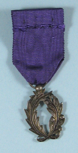 France médaille Ordre des Palmes académiques