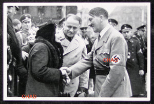 German propaganda photograph Hitler meeting old lady (Saar) 1935