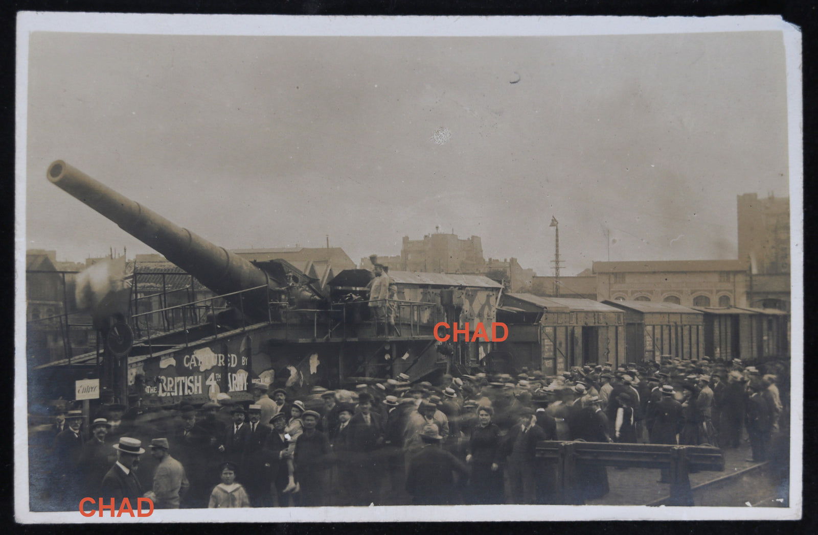 Guerre 14-18 CPA photo Paris 1918 canon allemand 280 Champ de Mars