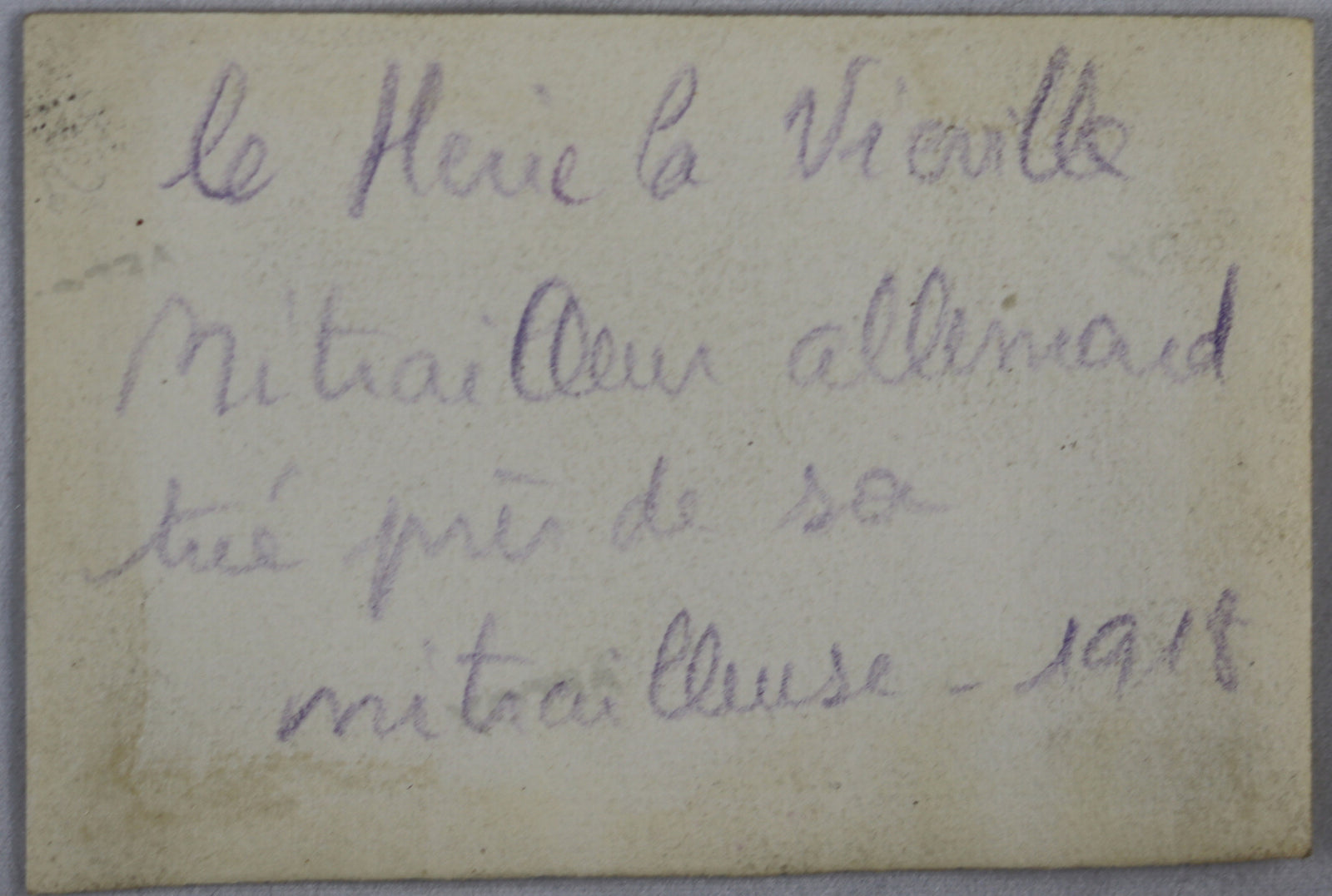 Guerre 14-18  WW1 photo 1918 mitrailleur allemand tué à Le-Hérie-la-Viéville