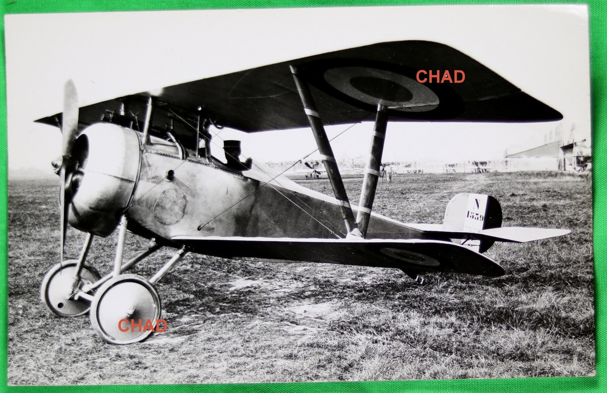 Guerre 14-18 aviateur français dans son biplan Guerre 14-18 aviateur français dans son biplan