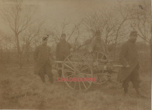 Guerre 14-18, deux photos voiture porte civiére, Ypres (Belgique)