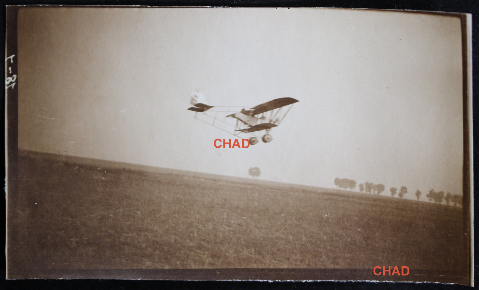 Guerre 14-18 photo 1917 Caudron qui atterrit à l'aérodrome de Juvisy