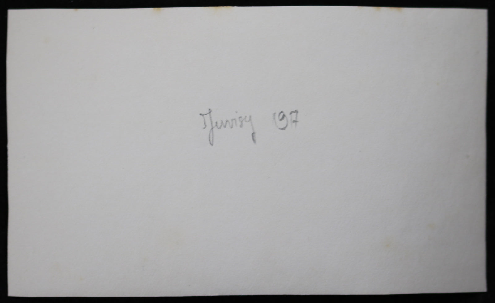 Guerre 14-18 photo 1917 pilotes devant biplan à l'aérodrome de Juvisy