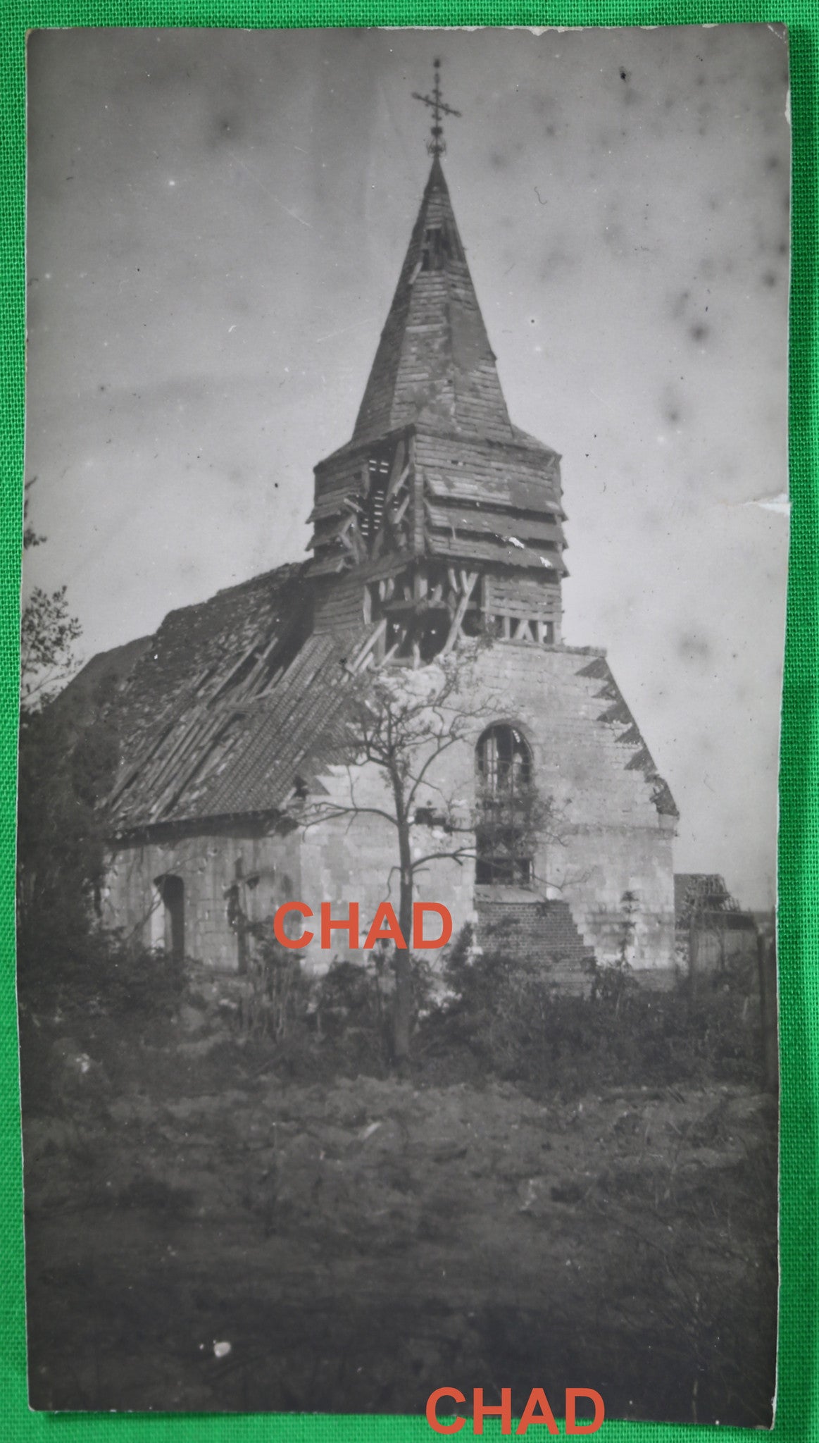 Guerre 14-18 photo 1918 ruines l’église à Godenvillers (Oise)