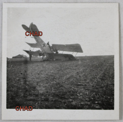 Guerre 14-18 photo avion biplan allemand capoter près Rethel (Ardennes)