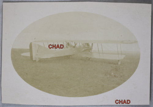 Guerre 14-18 photo avion biplan français sur terrain