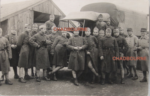 Guerre 14-18 photo de soldats français autour d’un camion à Lyon