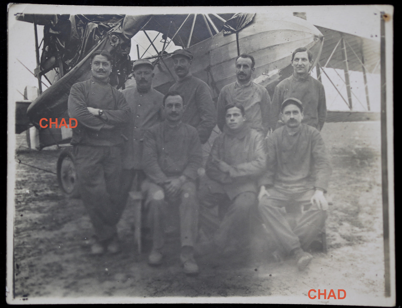Guerre 14-18 photo mécaniciens devant biplan français Caudron