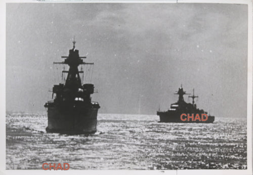 Guerre 39-45 Croiseurs français en mer / WW2 French cruisers at sea Guerre 39-45 Croiseurs français en mer / WW2 French cruisers at sea