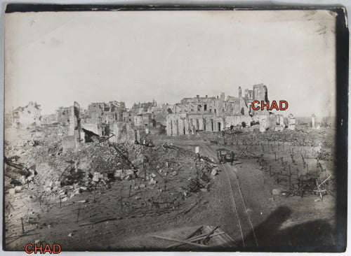 Guerre 14-18 France photo village détruite par bombardement