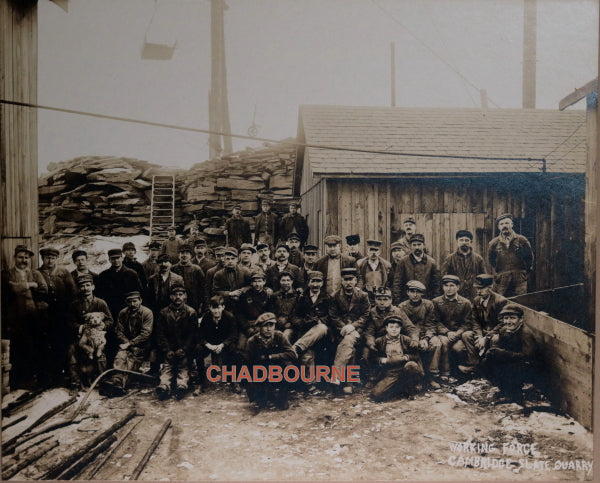 Large B&W photo workers at Cambridge Pennsylvania slate quarry c.1910s
