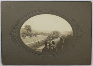 Late 1800s photo of crowd at horse racing track