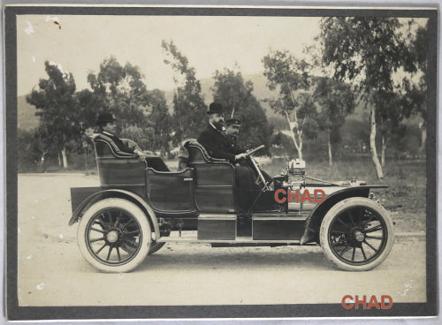 Monsieurs dans automobile, sud de France 1917 (?) Monsieurs dans automobile, sud de France 1917 (?)