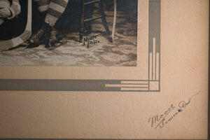 Ontario B&W photo of Norfolk Women’s Ice hockey team c.1920