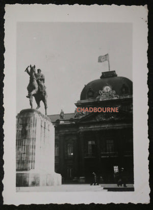 Paris photo drapeau du Reich sur École Militaire (1940-44)
