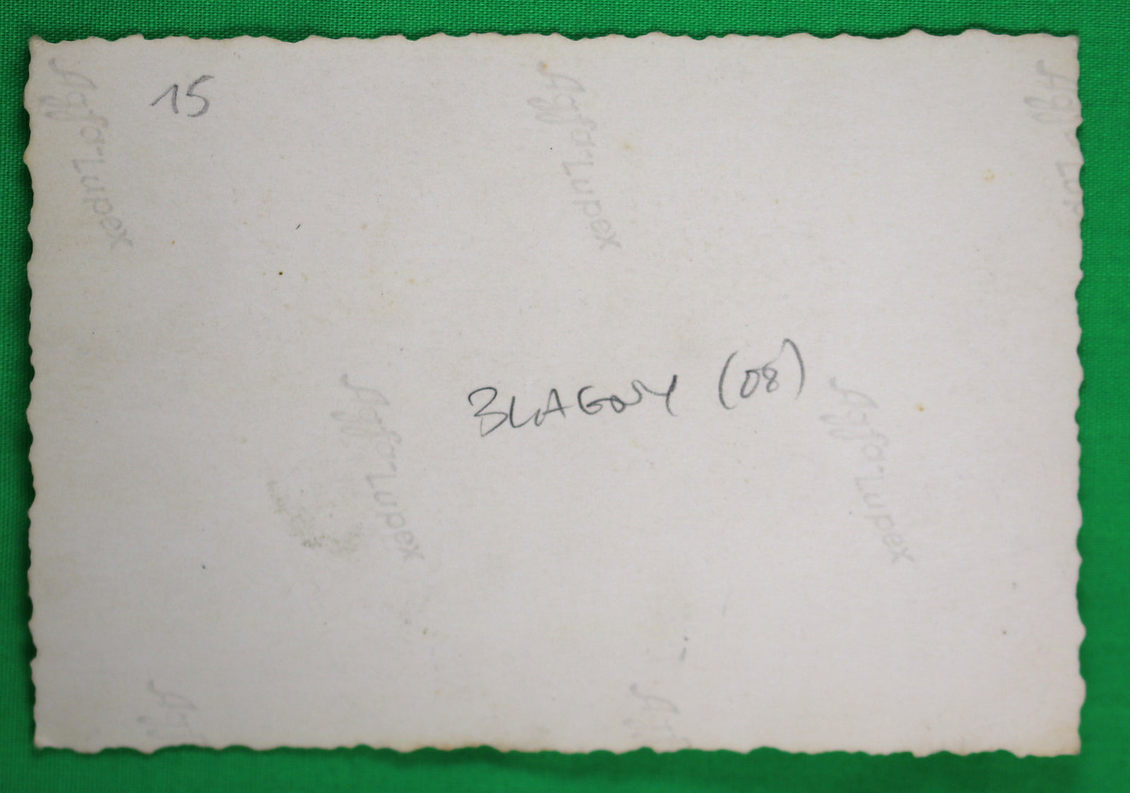 Photo Guerre 39-45 soldats allemands inspectent cannon 88mm proche de Blagny 