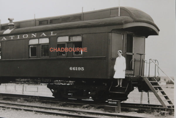 Photo Red Cross railway coach (CNR), Northern Ontario c. 1930