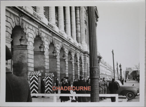 Photo soldats allemands sentinelles Hôtel de la Marine Paris (1940-44) 