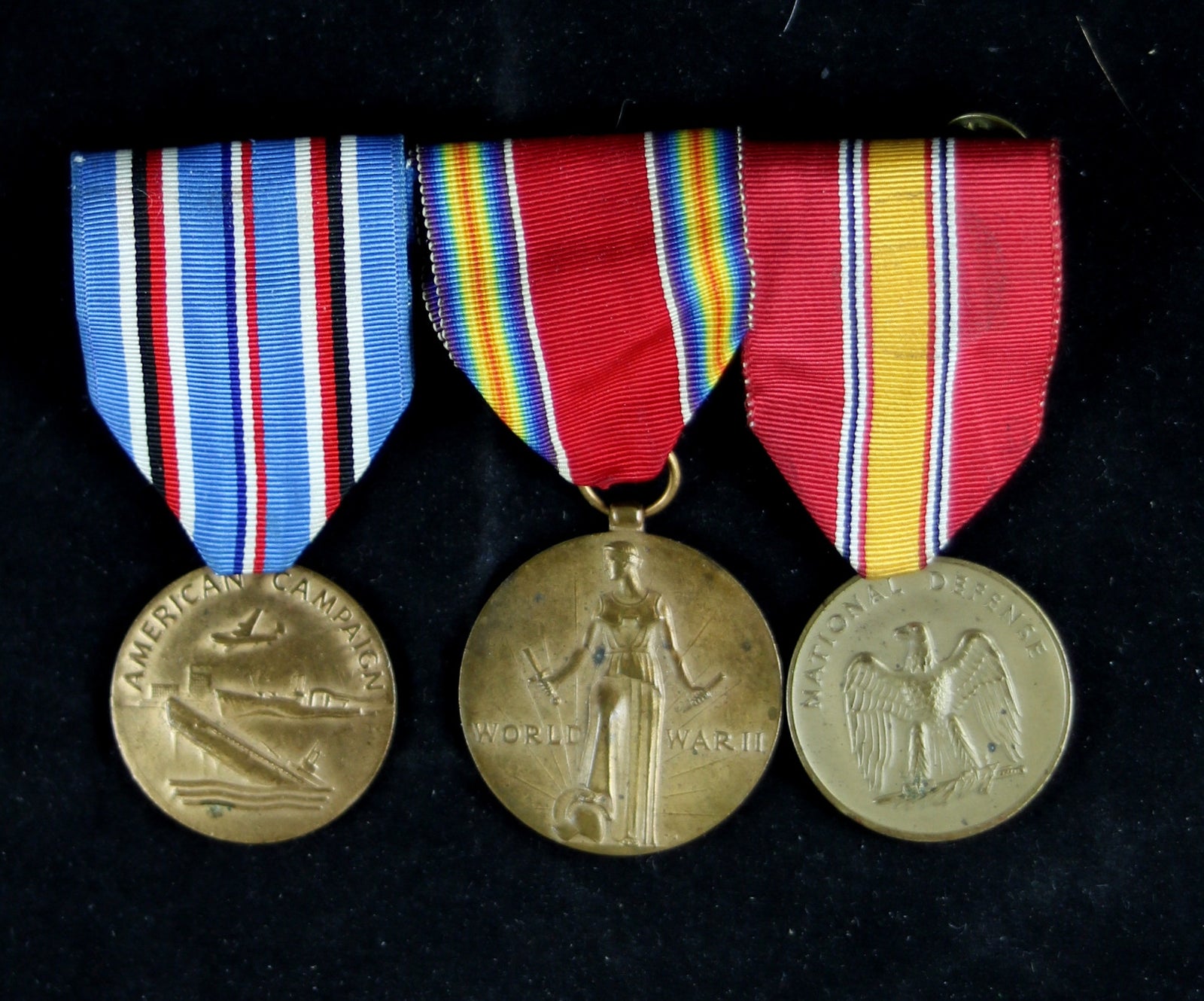 USA Set of three mounted medals (WW2 + later)
