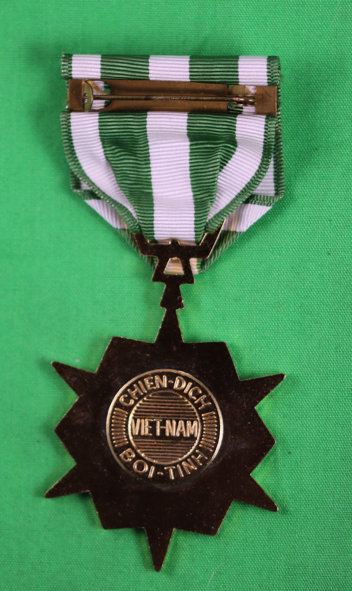 Vietnam Campaign Medal with '1960-' bar