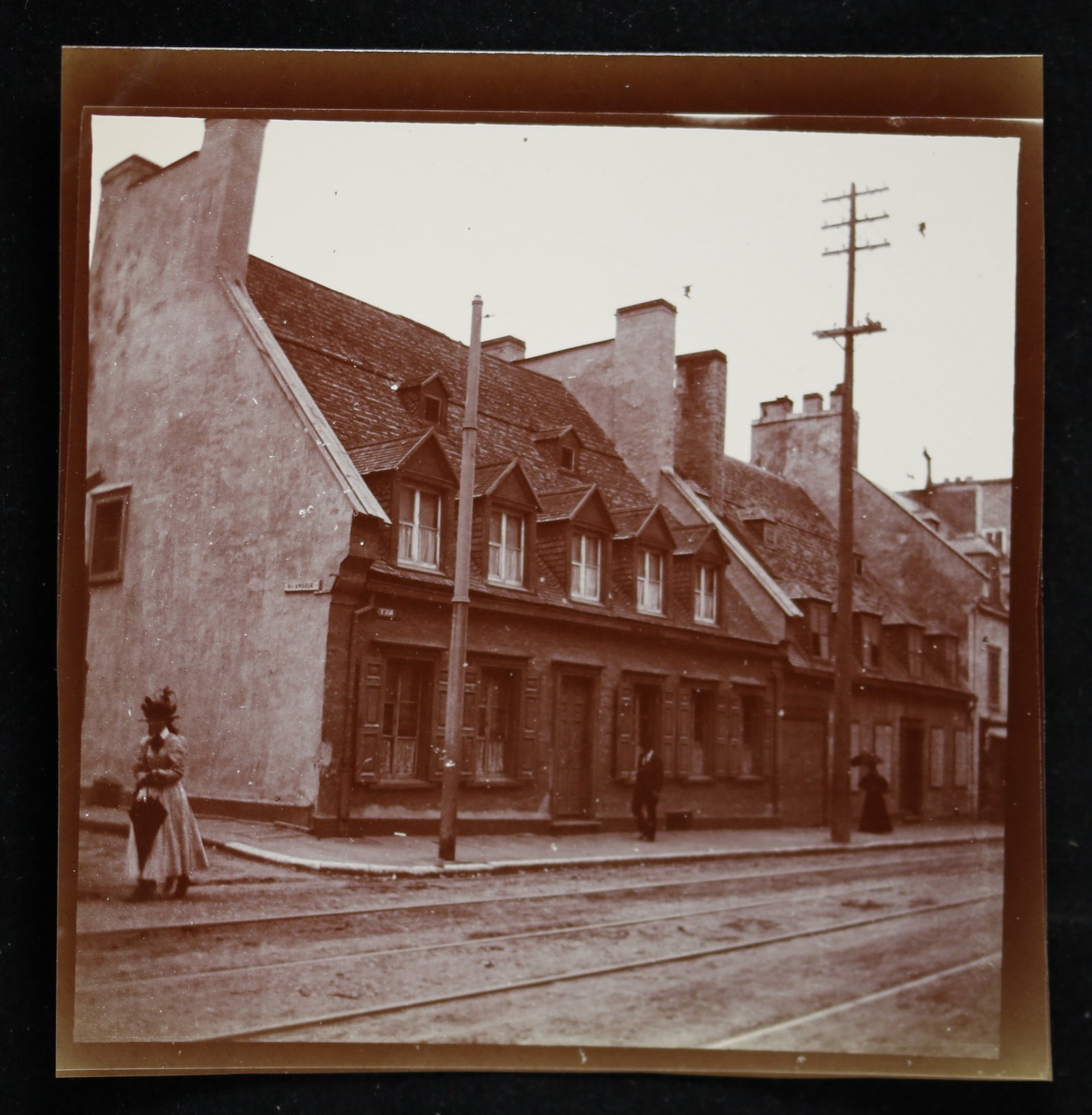 Vintage period photo - Canada (late 1800s)