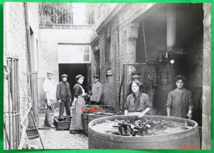 WW1 photos of wine bottling in Brussels under German occupation