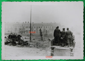 WW2 photo German troops entering captured city Russia 1941