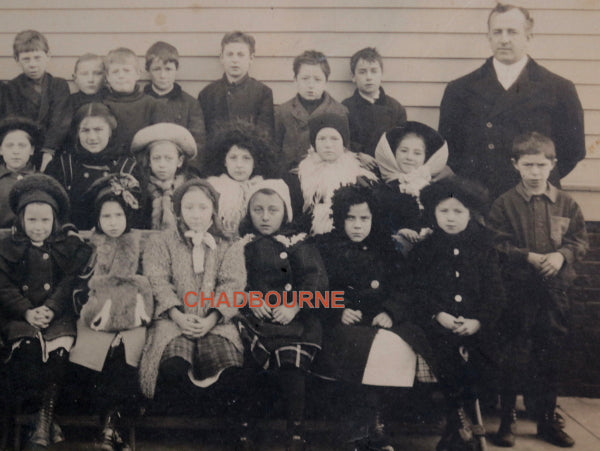 c.1910s outdoor B&;W photo of grade school class